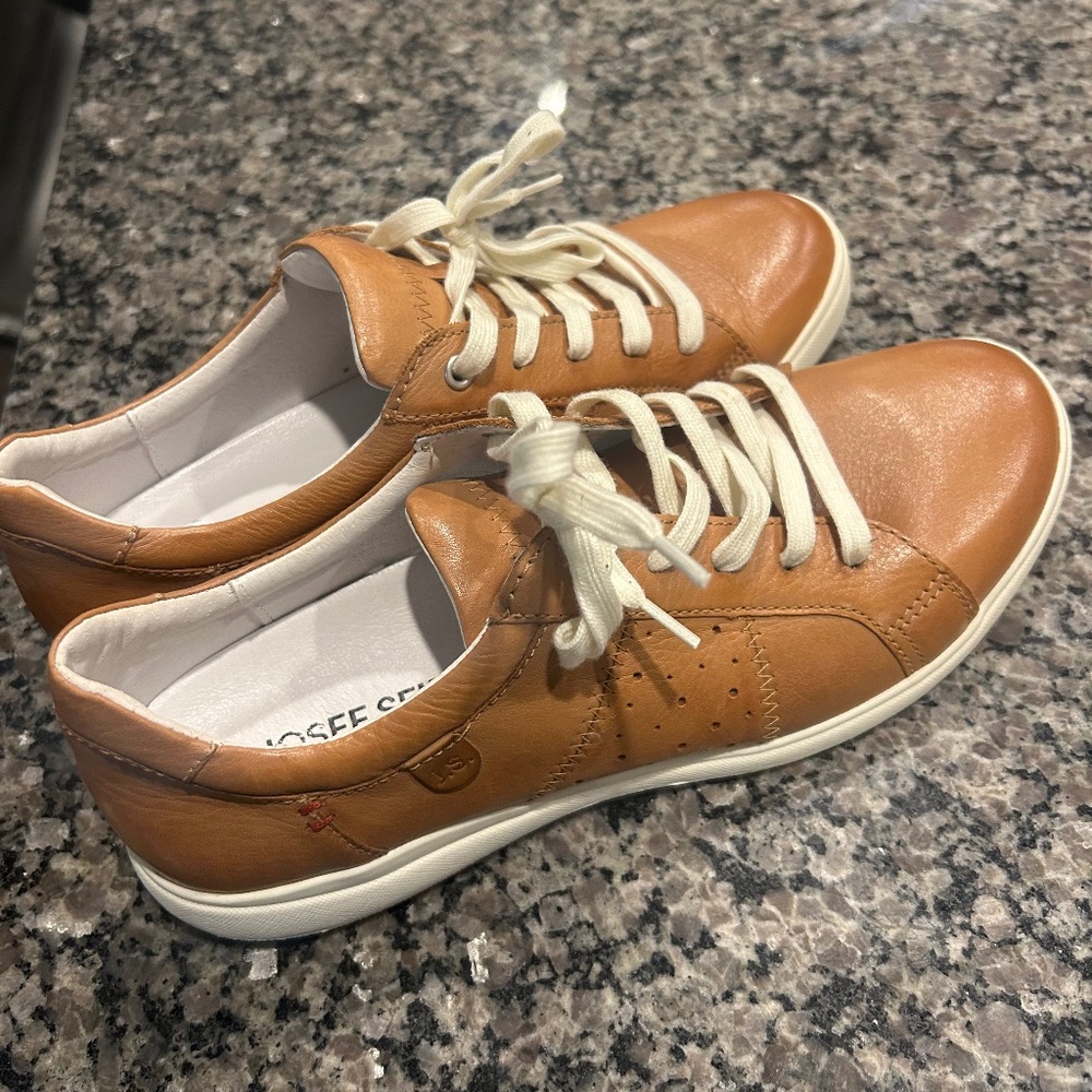 Josef Siebel Leather Shoes